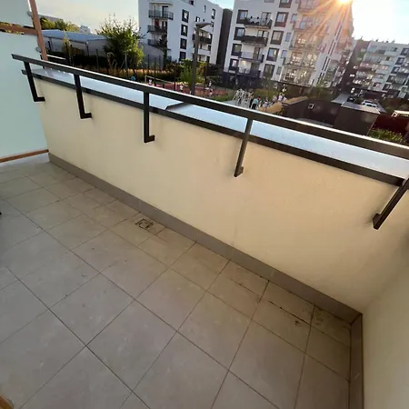 דירה Beautiful Airport Workation 6 Persons 24 H Check In