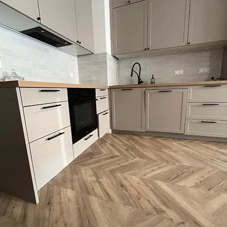 Apartment Beautiful Airport Workation 6 Persons 24 H Check In Warsaw